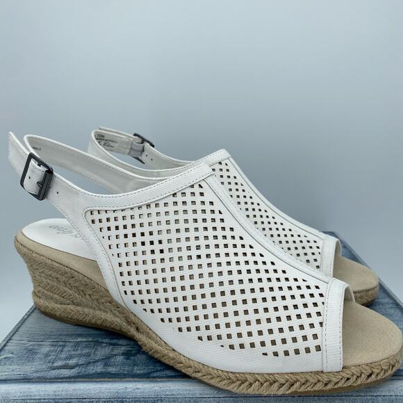 NEW Easy Street Stacy Women’s Espadrille Wedges White Size 10 - Picture 1 of 10